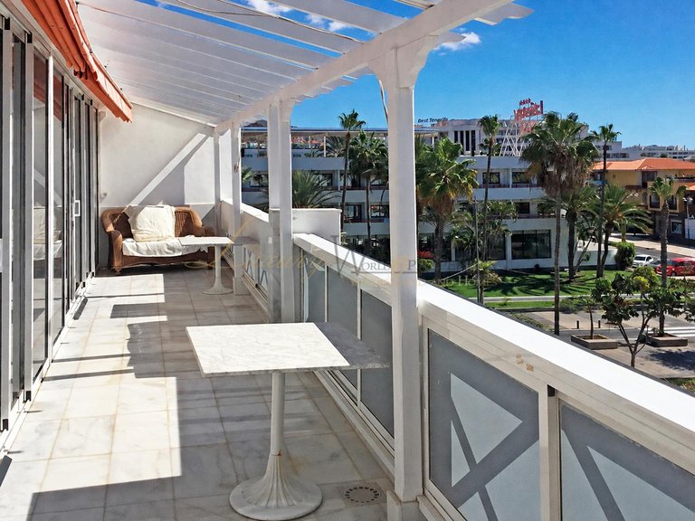 Penthouse for Sale in Playa De Las Americas, Tenerife, España 5