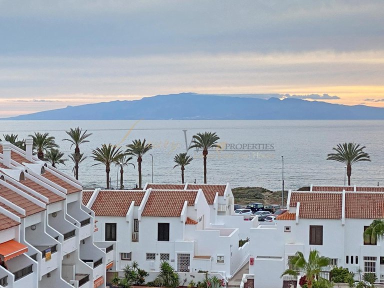 Penthouse for Sale in Playa De Las Americas, Tenerife, España 2