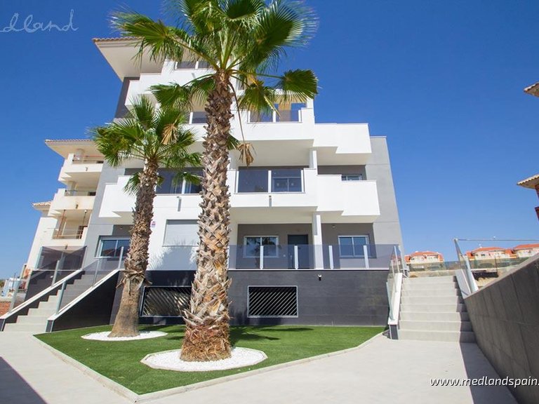 Apartment for Sale in Villamartin, Alicante 1