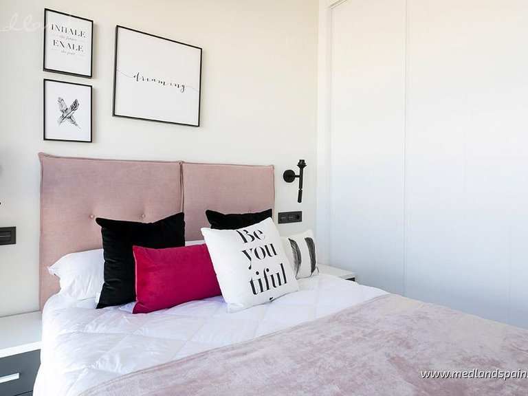 Apartment for Sale in Los Balcones, Alicante 9