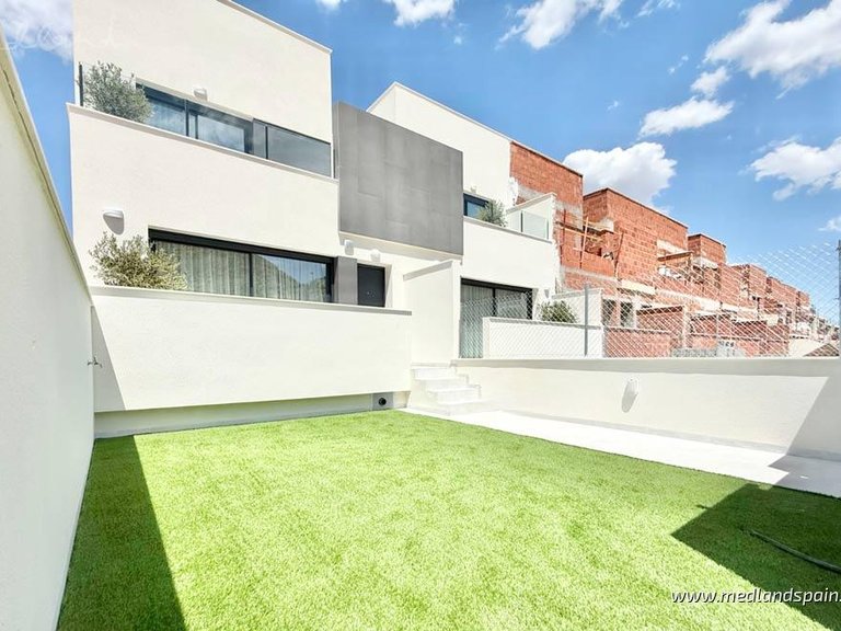 Town House for Sale in Vega Baja (interior), Alicante 1
