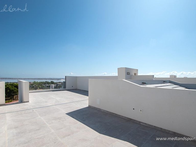Apartment for Sale in Los Balcones, Alicante 4