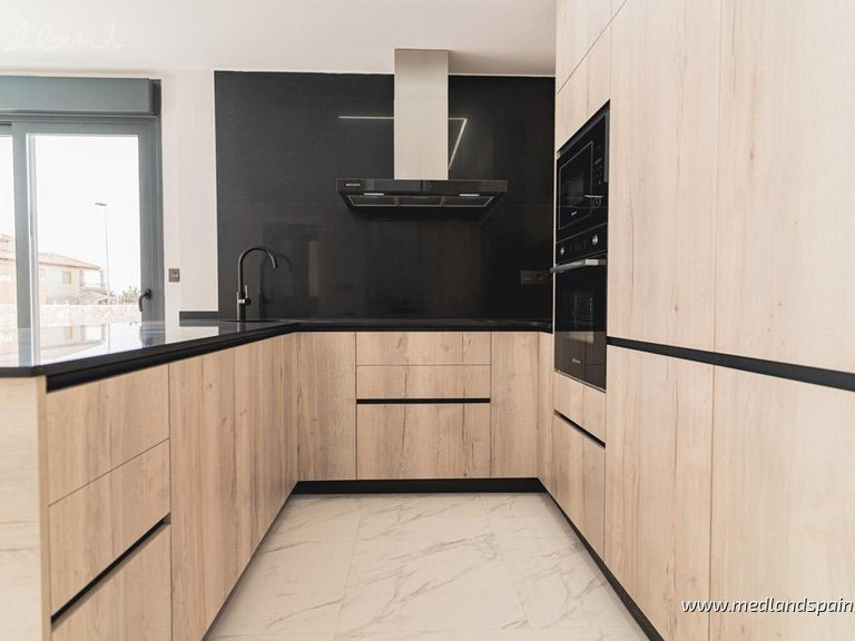 Villa for Sale in Punta Prima, Alicante 6