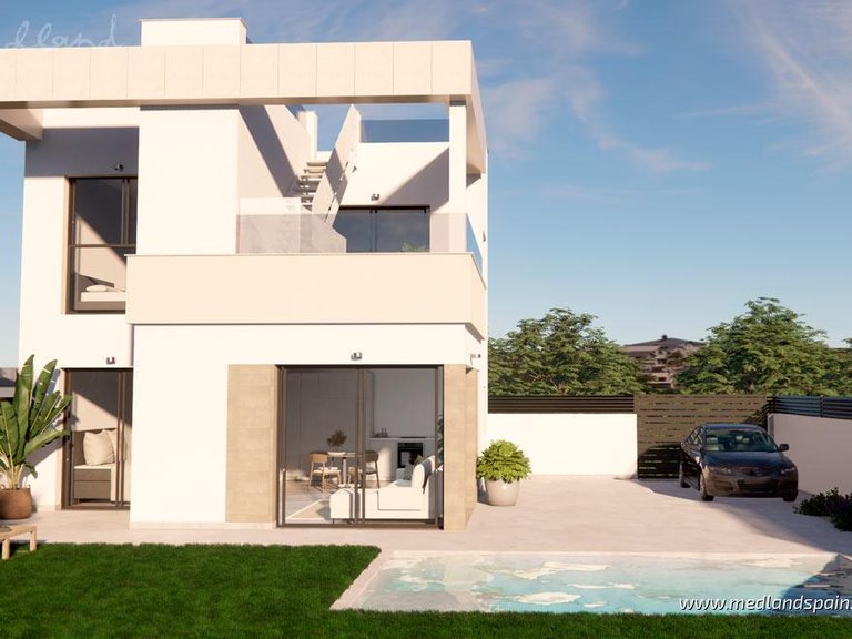 Villa for Sale in Vistabella Golf, Alicante 9