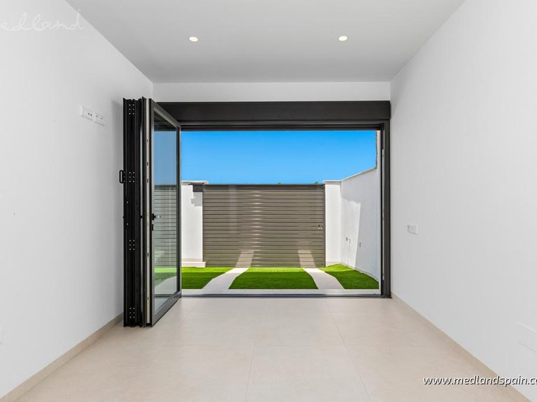 Villa for Sale in Los Alcázares, Murcia 14