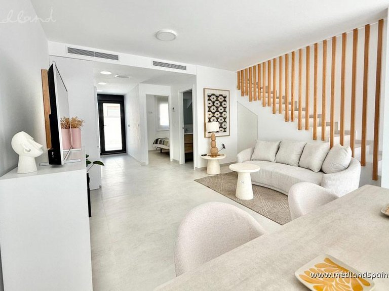 Town House for Sale in Vega Baja (interior), Alicante 3