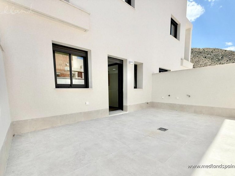 Town House for Sale in Vega Baja (interior), Alicante 5