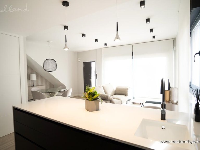 Town House for Sale in Villamartin, Alicante 7