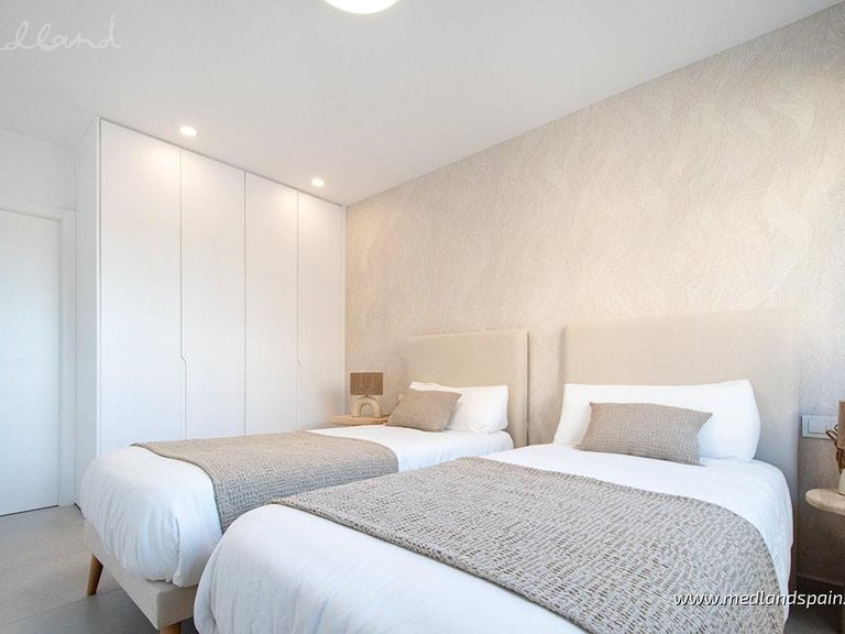 Villa for Sale in Mil Palmeras, Alicante 10