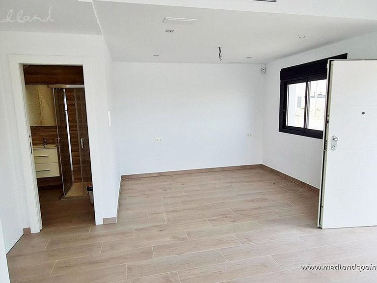 Villa for Sale in La Zenia, Alicante 8