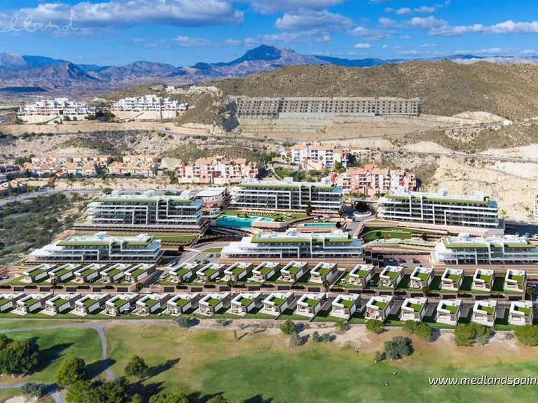 Villa for Sale in El Campello, Alicante 11