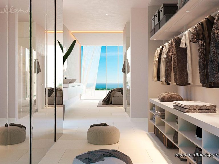 Villa for Sale in Fuengirola, Malaga 9