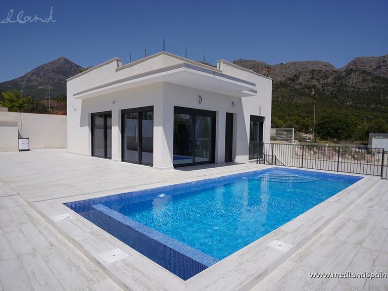 Villa for Sale in Polop-la Nucía, Alicante 2