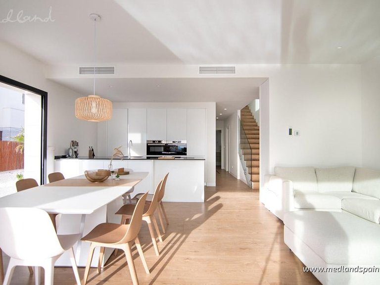 Villa for Sale in Los Montesinos, Alicante 3