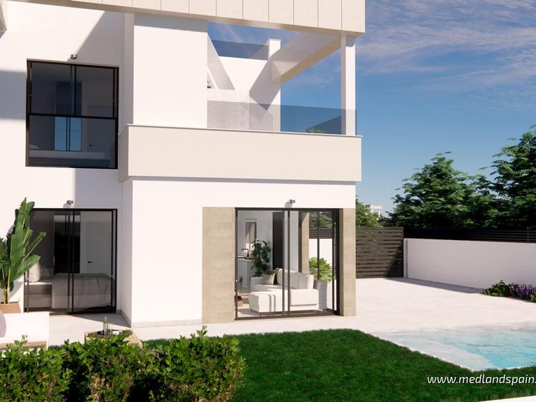Villa for Sale in Vistabella Golf, Alicante 12