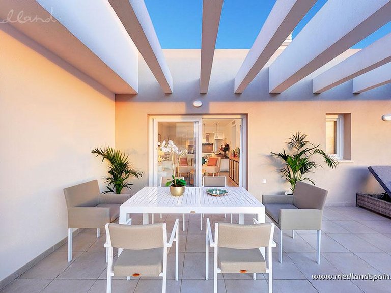 Apartment for Sale in Nueva Andalucía, Malaga 4