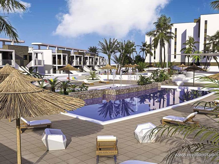 Apartment for Sale in Mil Palmeras, Alicante 2