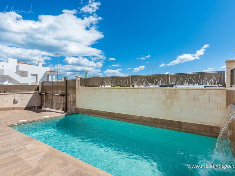 Villa for Sale in Los Montesinos, Alicante 2