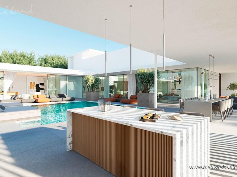 Villa for Sale in Fuengirola, Malaga 11