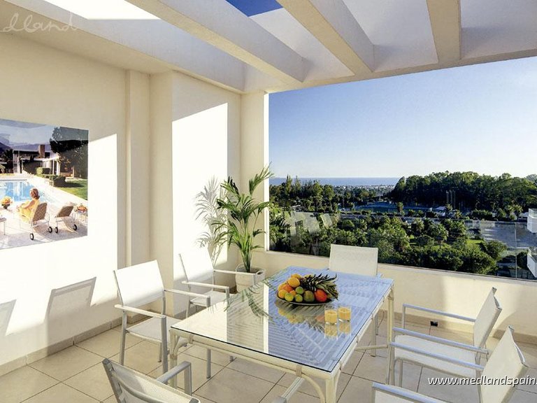Apartment for Sale in Nueva Andalucía, Malaga 7
