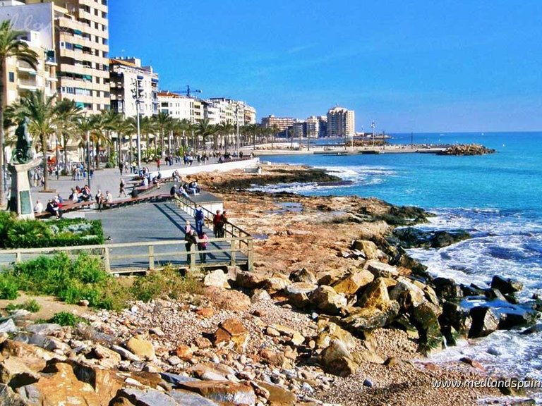 Villa for Sale in Torrevieja, Alicante 9