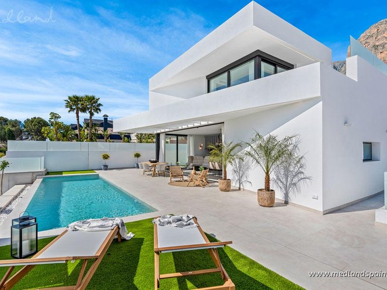 Villa for Sale in Polop-la Nucía, Alicante 2