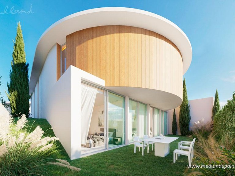 Villa for Sale in Fuengirola, Malaga 2