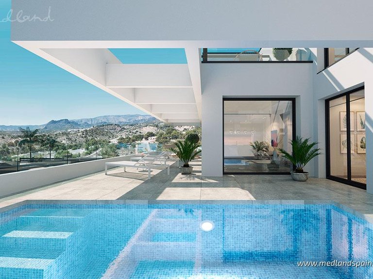 Villa for Sale in Finestrat, Alicante 2