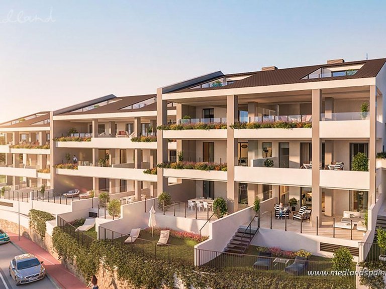 Apartment for Sale in Benalmádena, Malaga 1