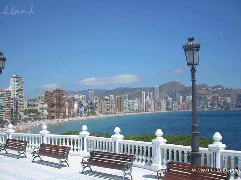 Villa for Sale in Finestrat, Alicante 11