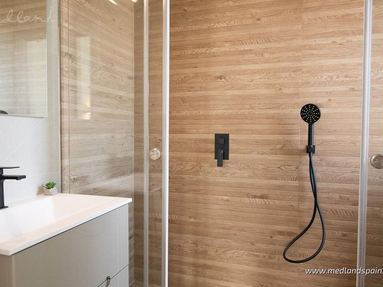 Villa for Sale in Los Montesinos, Alicante 11