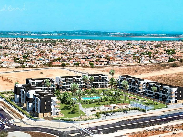 Apartment for Sale in Torrevieja, Alicante 14