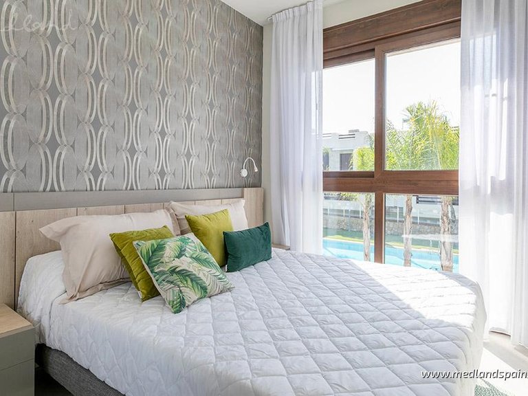 Apartment for Sale in Los Balcones, Alicante 7