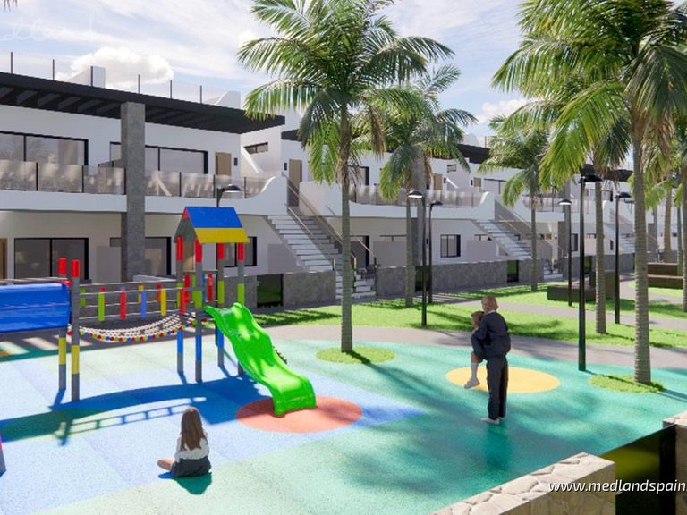 Villa for Sale in Punta Prima, Alicante 14