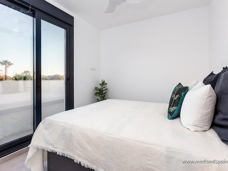 Villa for Sale in Pilar De La Horadada, Alicante 13