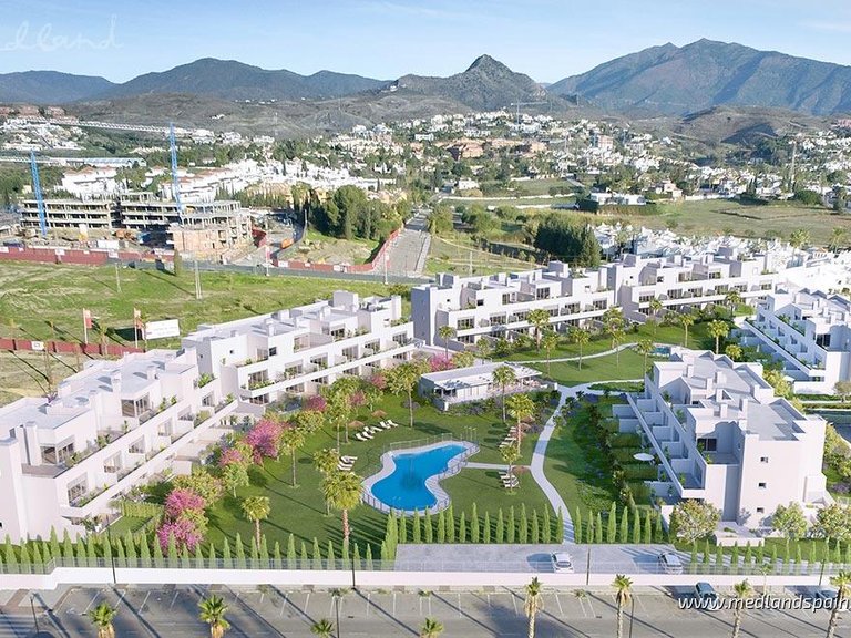 Apartment for Sale in Estepona, Malaga 5