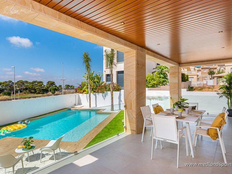 Villa for Sale in Ciudad Quesada - Rojales, Alicante 4