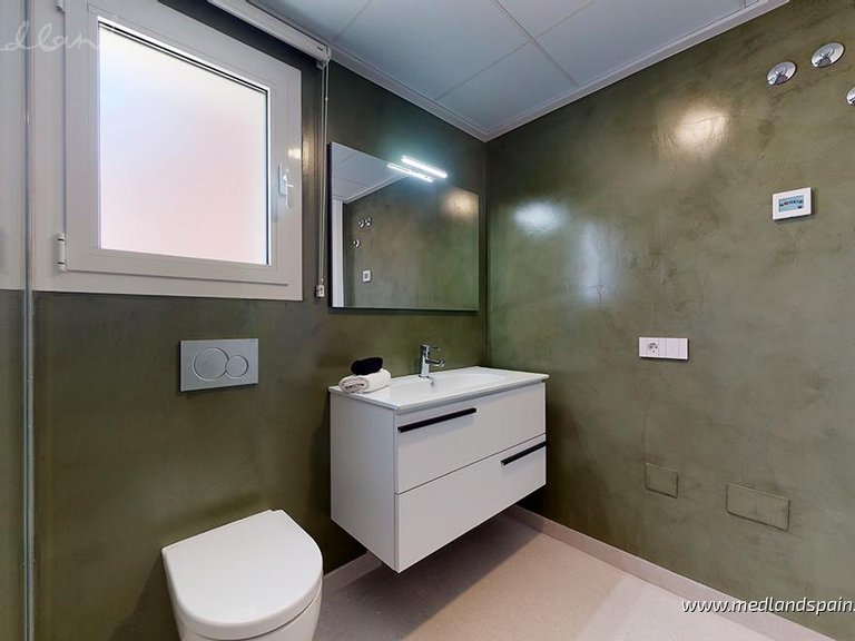 Villa for Sale in El Campello, Alicante 10