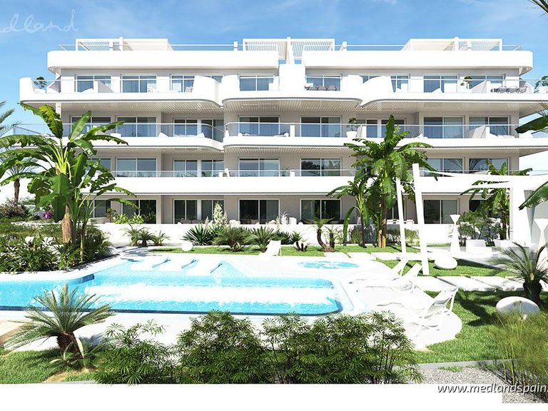 Apartment for Sale in Cabo Roig, Alicante 2