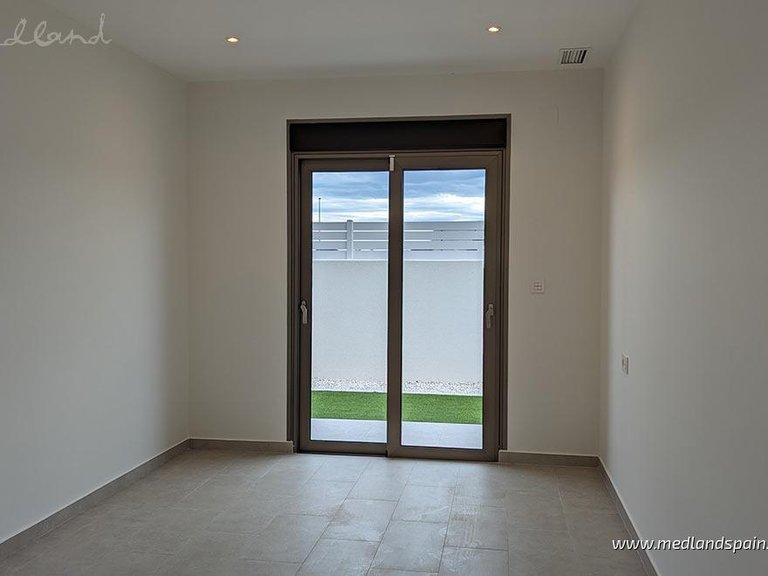 Villa for Sale in La Romana, Alicante 8