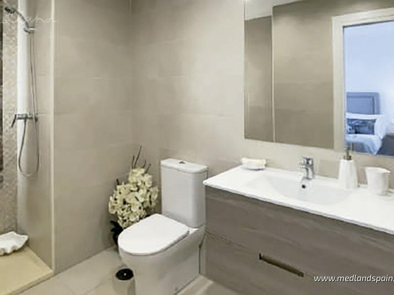 Apartment for Sale in Nueva Andalucía, Malaga 14