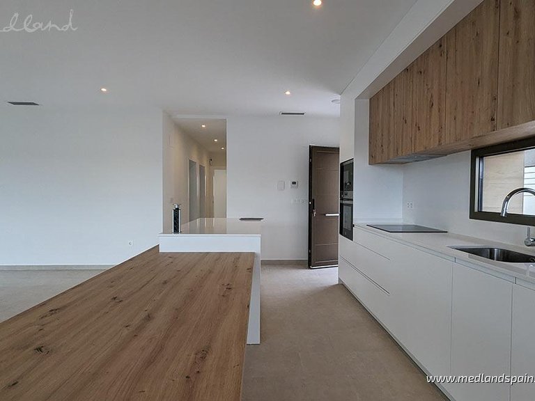 Villa for Sale in La Romana, Alicante 6