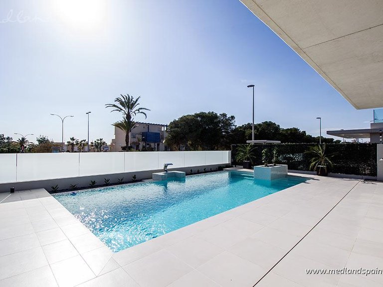 Villa for Sale in Campoamor, Alicante 2