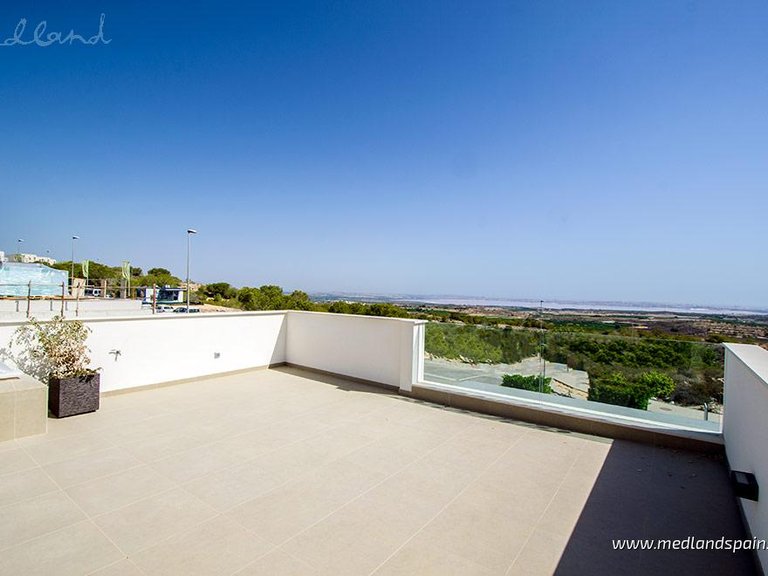 Villa for Sale in San Miguel De Salinas, Alicante 5