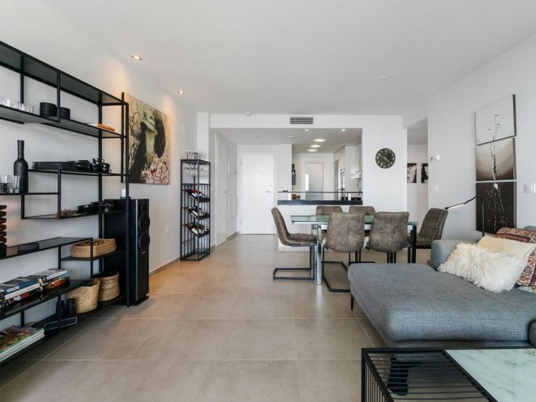 Apartment for Sale in Punta Prima, Alicante 6