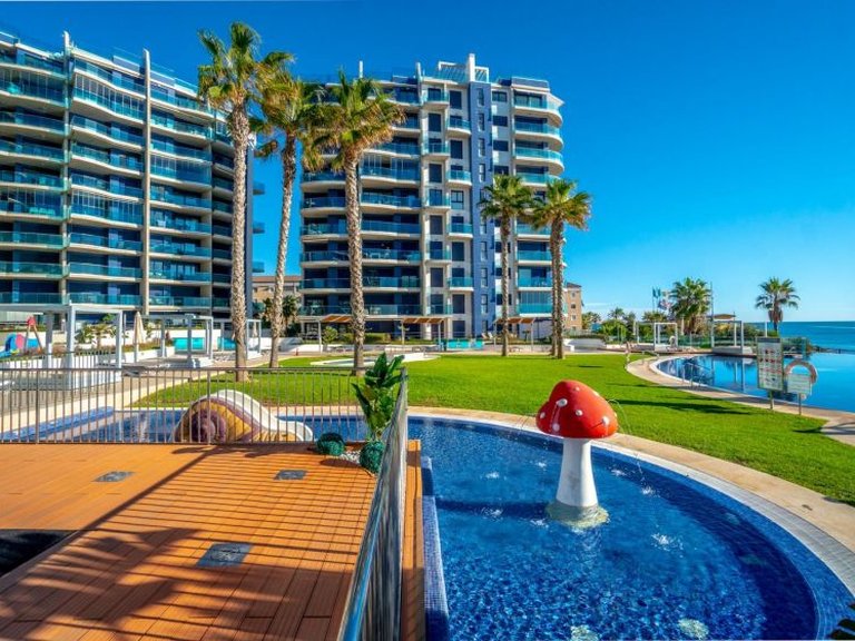 Apartment for Sale in Punta Prima, Alicante 19