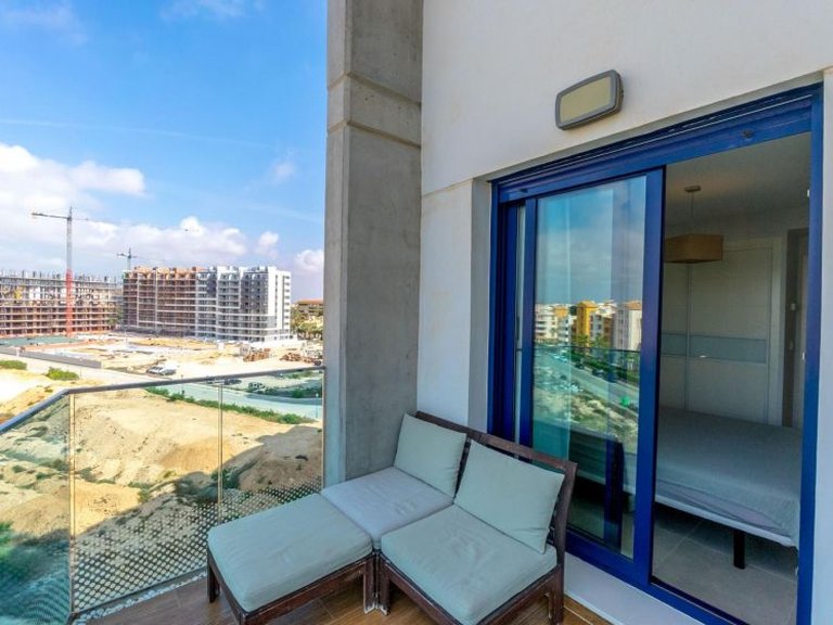 Apartment for Sale in Punta Prima, Alicante 28
