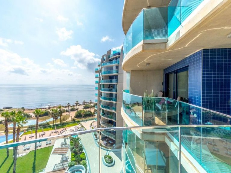 Apartment for Sale in Punta Prima, Alicante 43