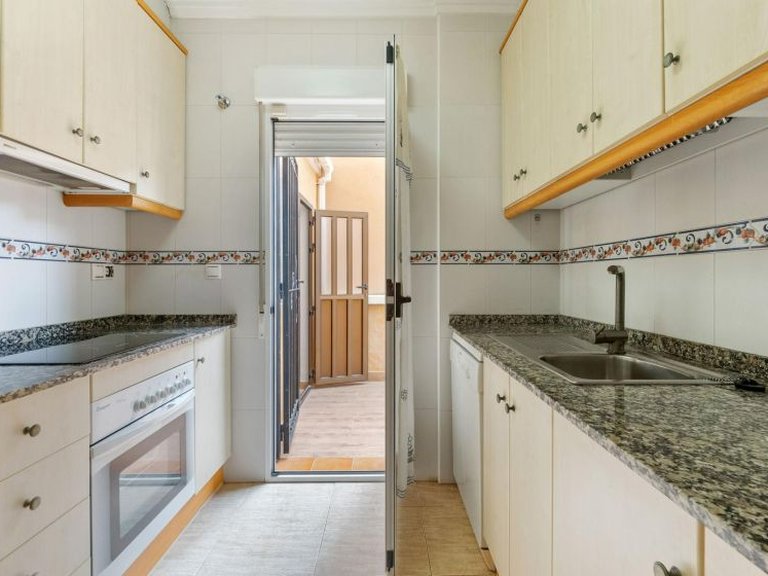 Town House for Sale in Los Altos, Alicante 11