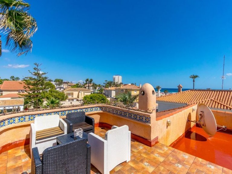 Villa for Sale in La Zenia, Alicante 27